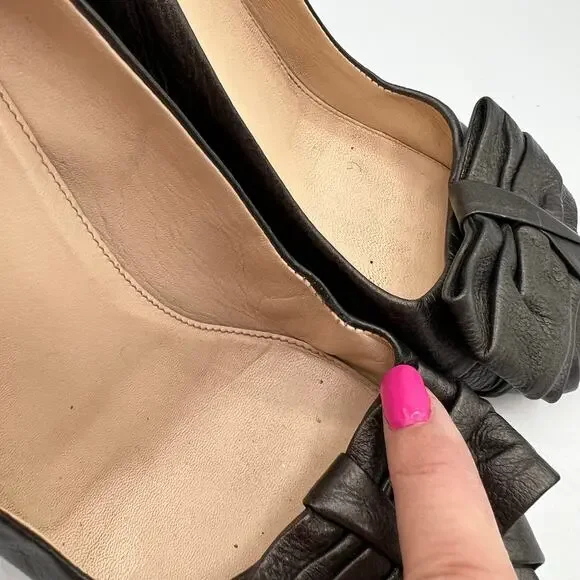 Prada Womens Size 38.5 US 7.5 Leather Heels Gunmetal Peep Hole Toe Made in Italy - Picture 7 of 16